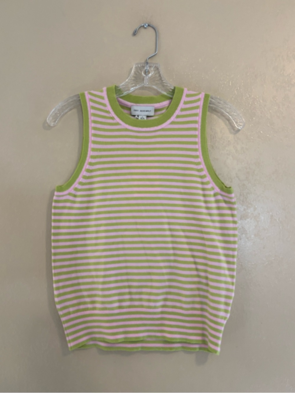 NWT Free Assembly Women's Cozy Yarn Sleeveless Sweater Shell sz S
